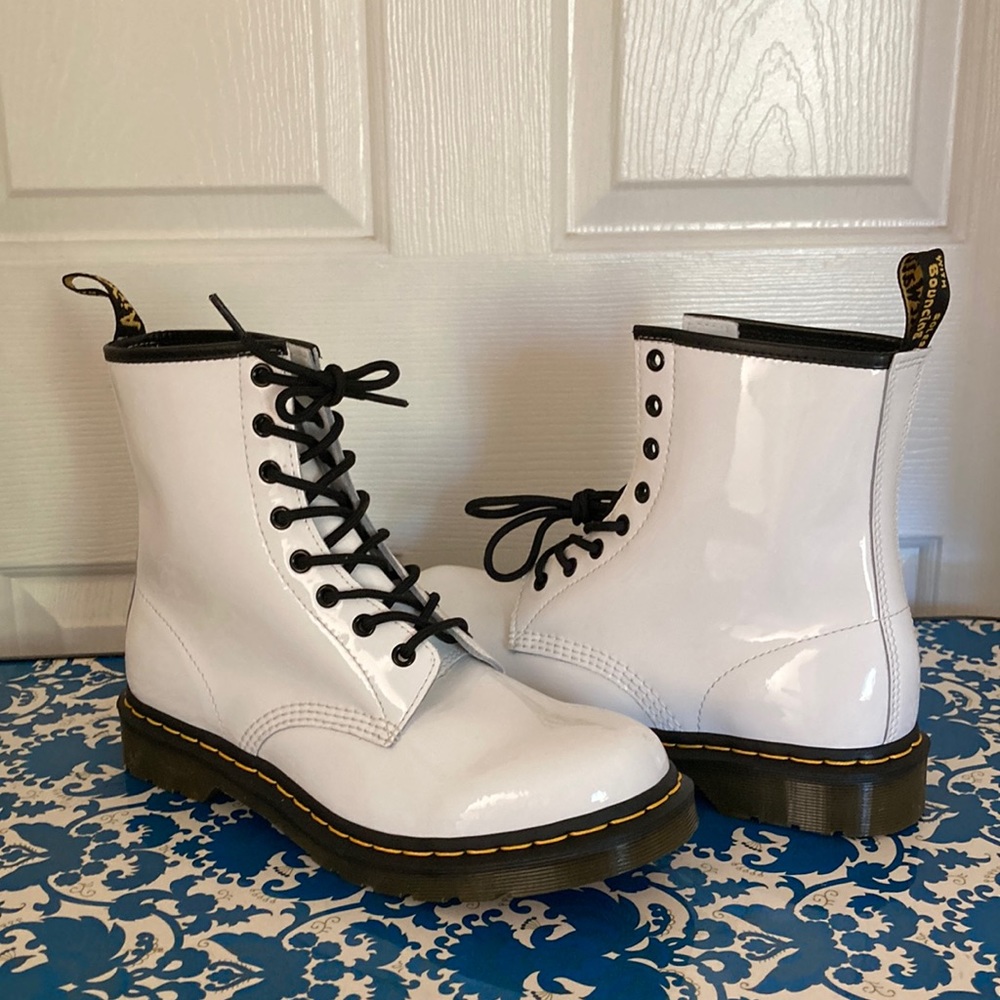 Dr. Martens 1460 Boots White Patent Leather Ladies 10 NEW